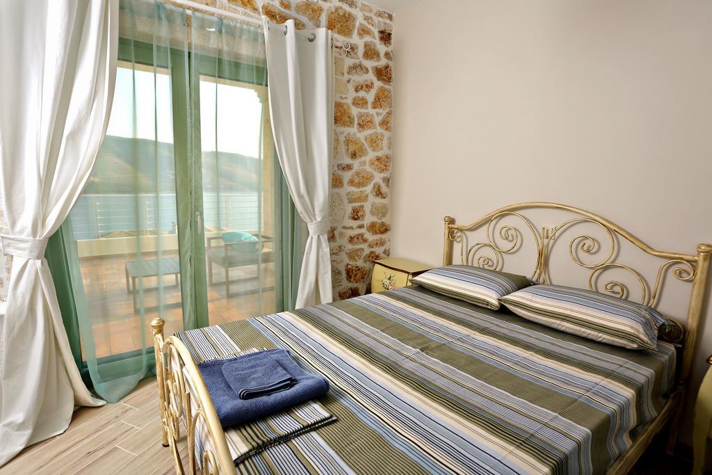 Apartment Petra & Thalassa
